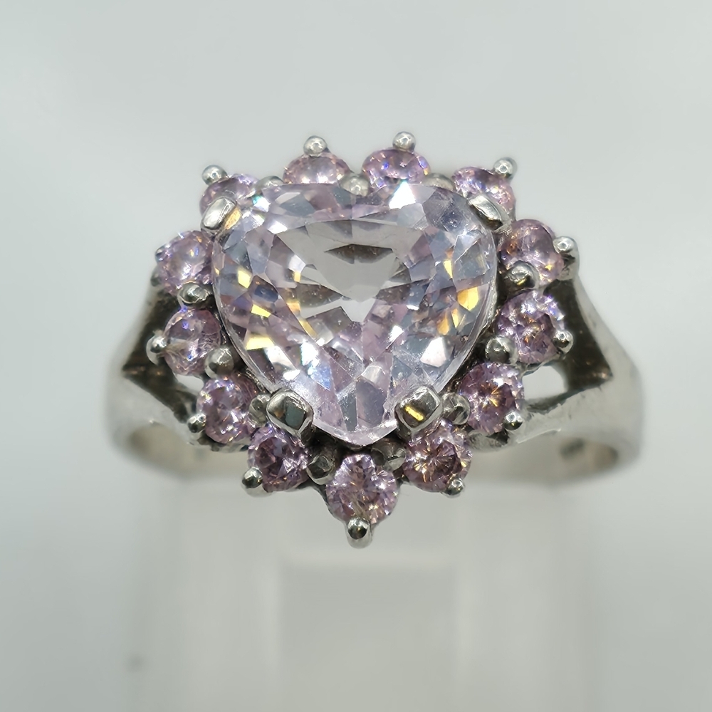 NWOT Mesmerizing Genuine Kunzite Heart And Pink Tourmaline Ring